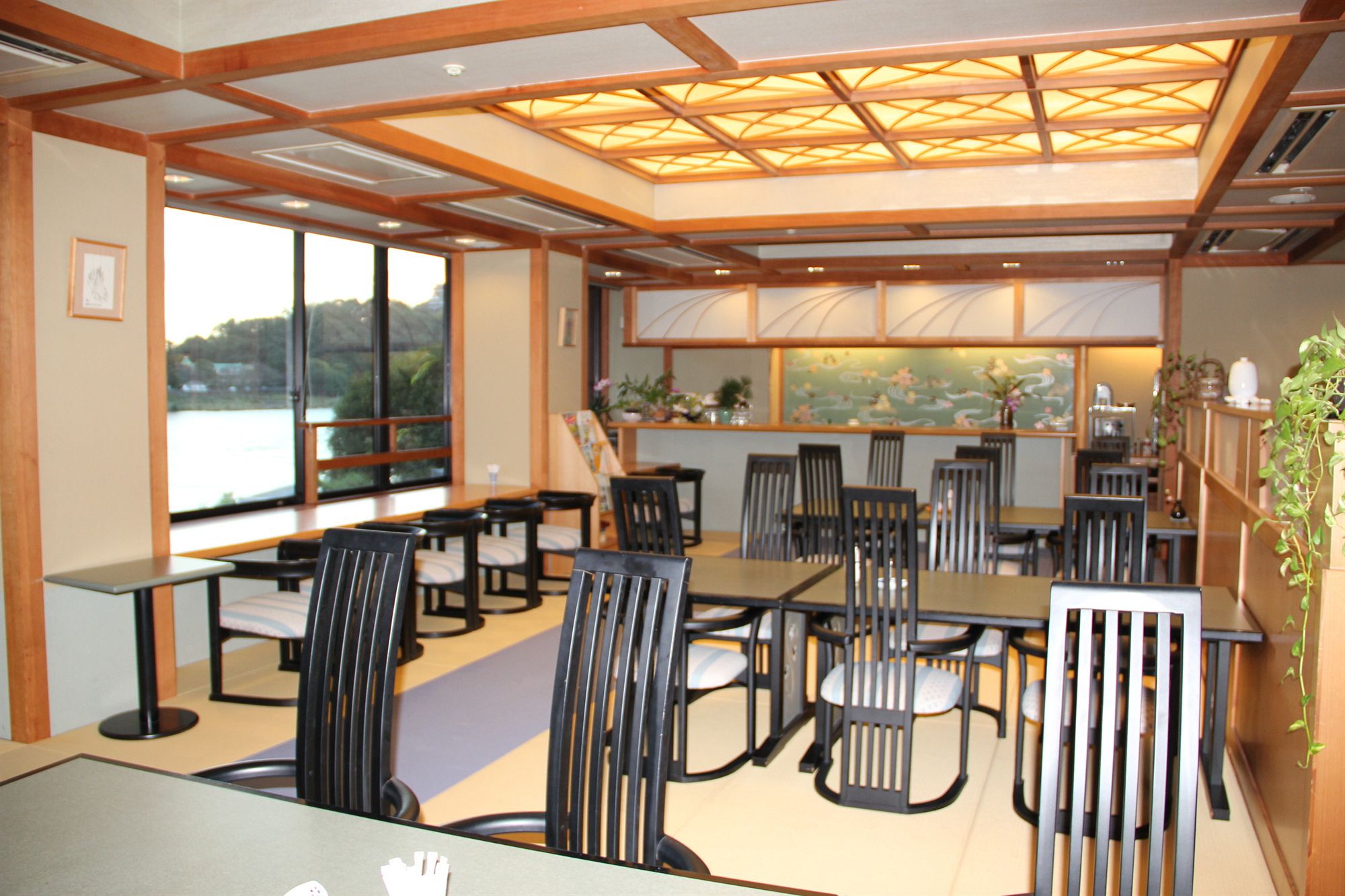 Фото Syunjuan Hasshokaku Mizunowo