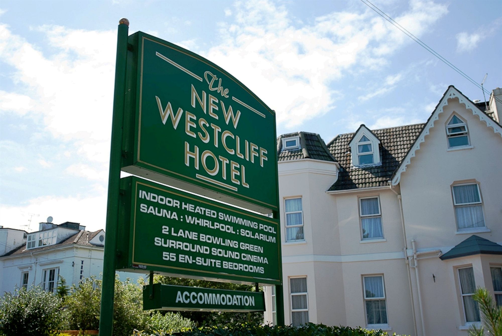 Фото New Westcliff Hotel