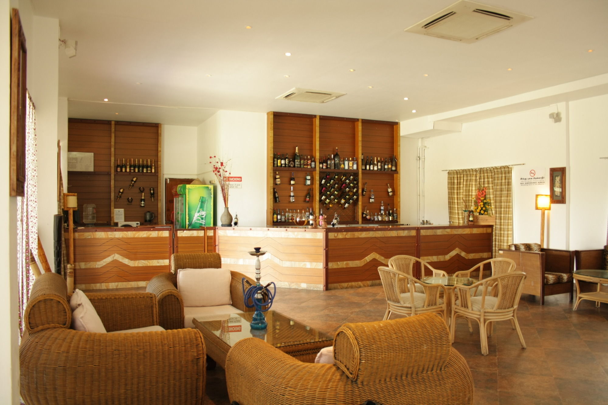 Фото Chariot Beach Resort