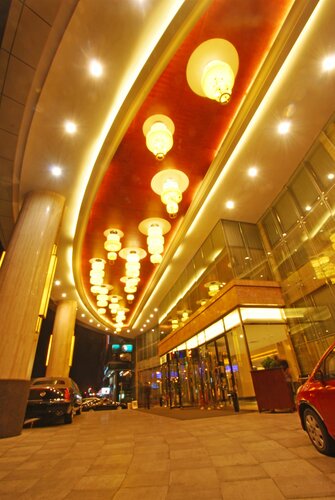 Внешний вид отеля Yiwu International Mansion Hotel в Цзиньхуе, фото 3