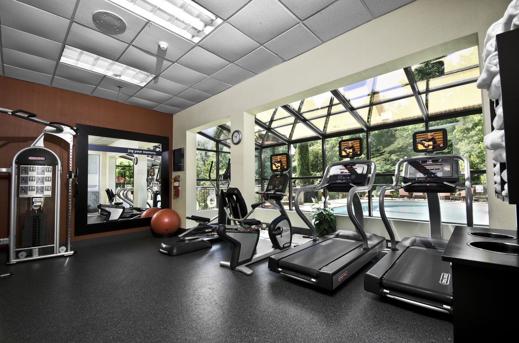 Фото Hampton Inn & Suites Raleigh/Cary I-40