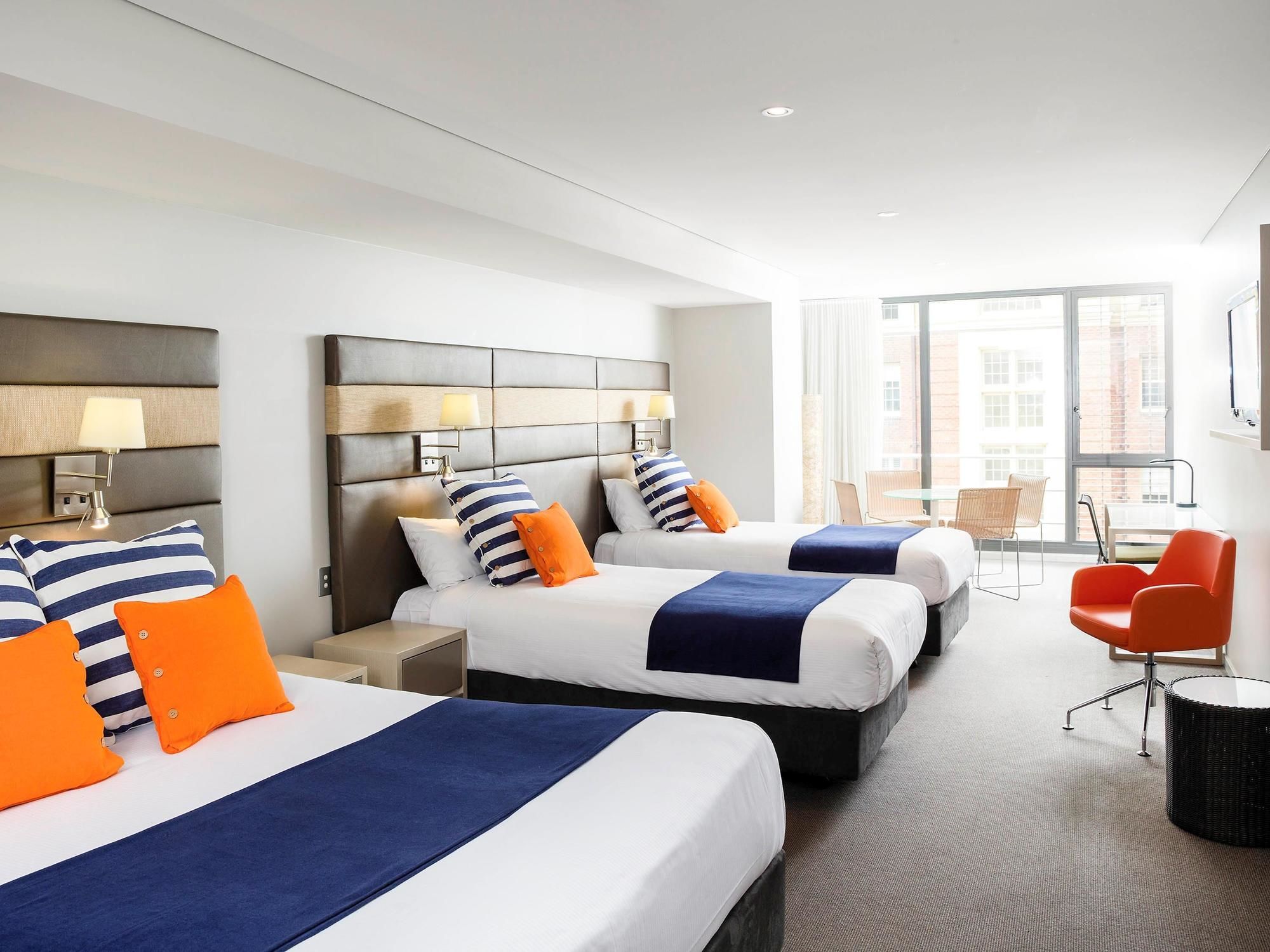 Фото Novotel Newcastle Beach
