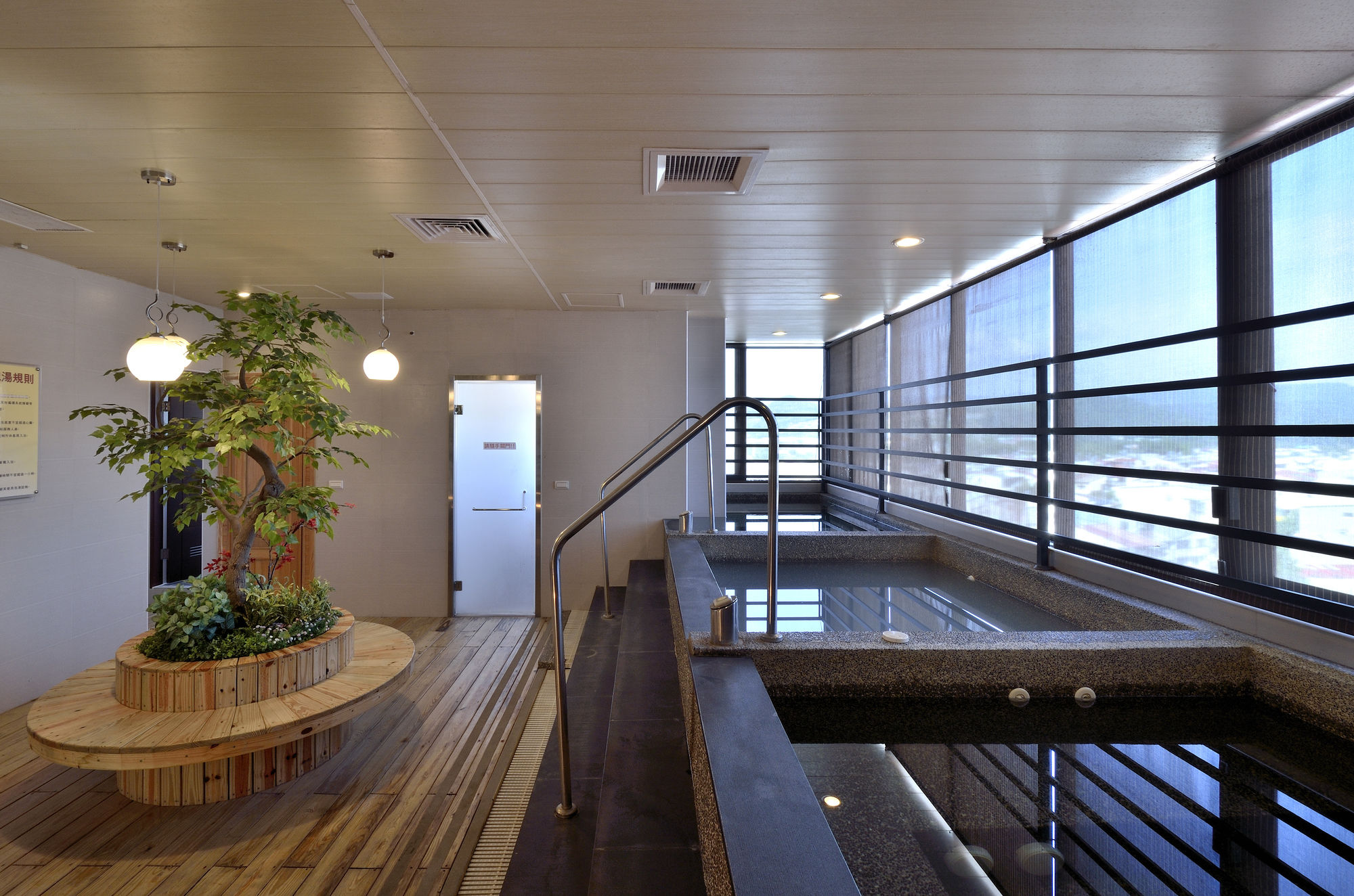 Фото Hotel Modern Puli