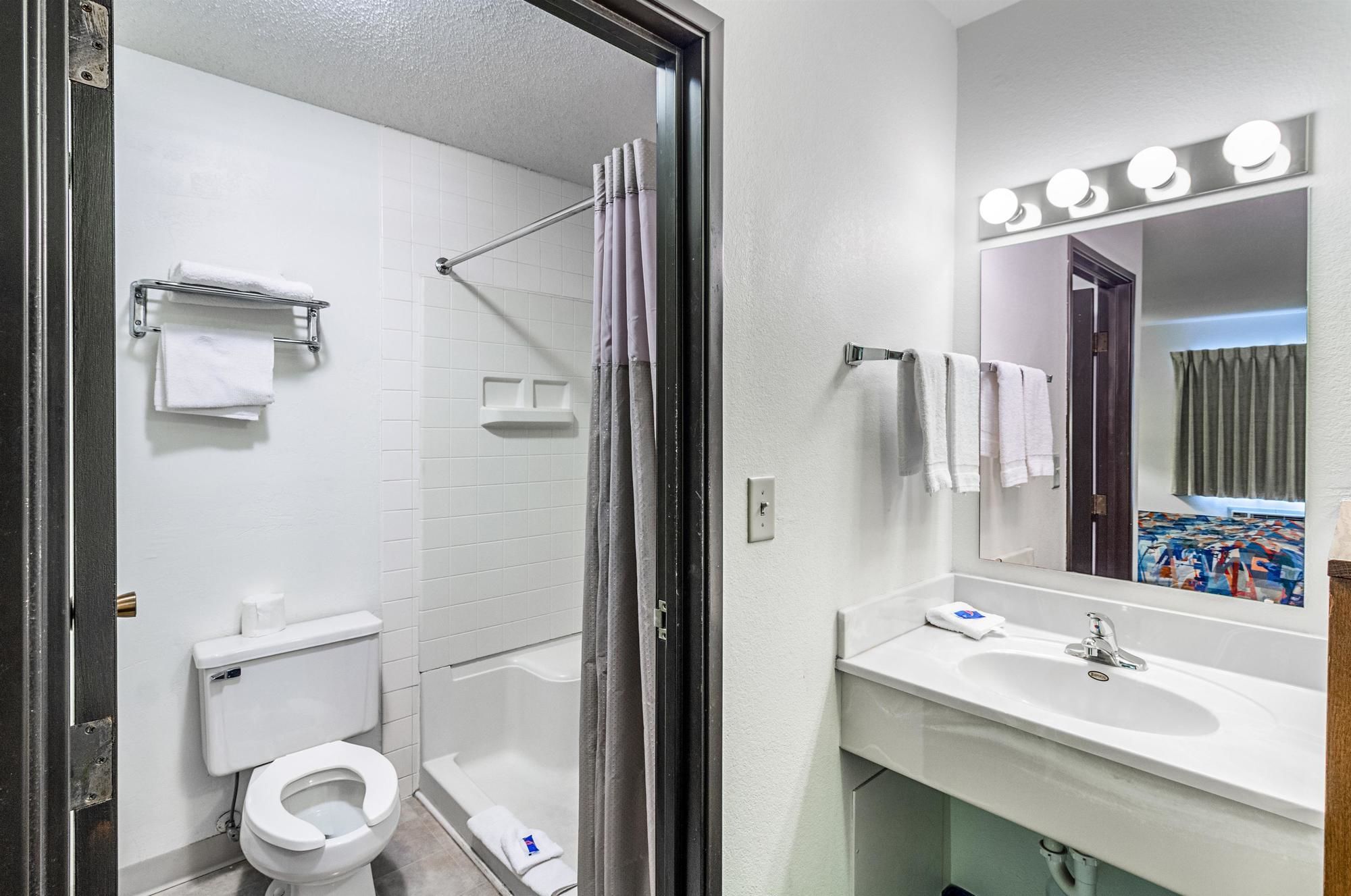 Фото Motel 6 Fargo, Nd - South