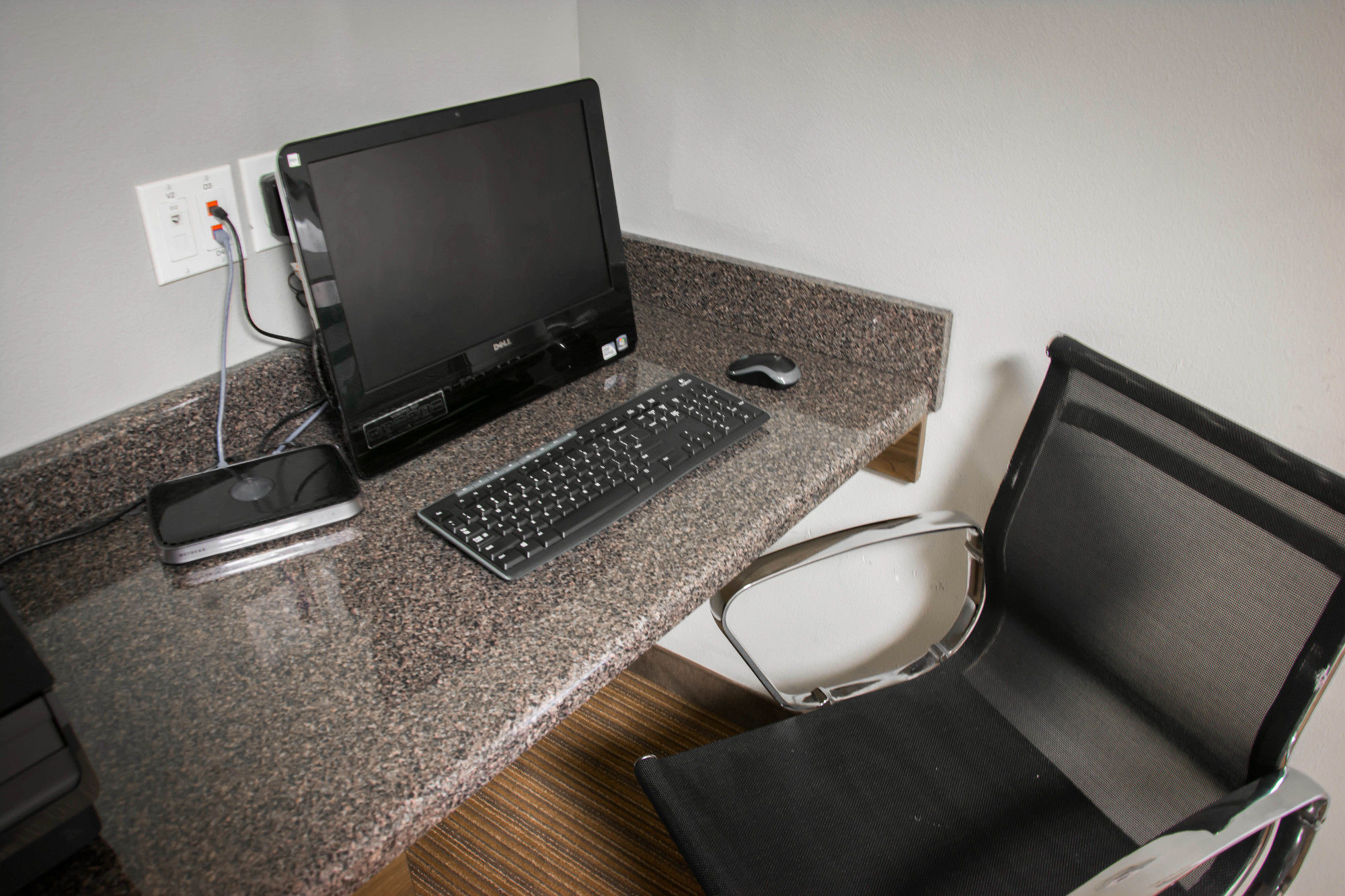 Фото Sleep Inn & Suites Medical Center