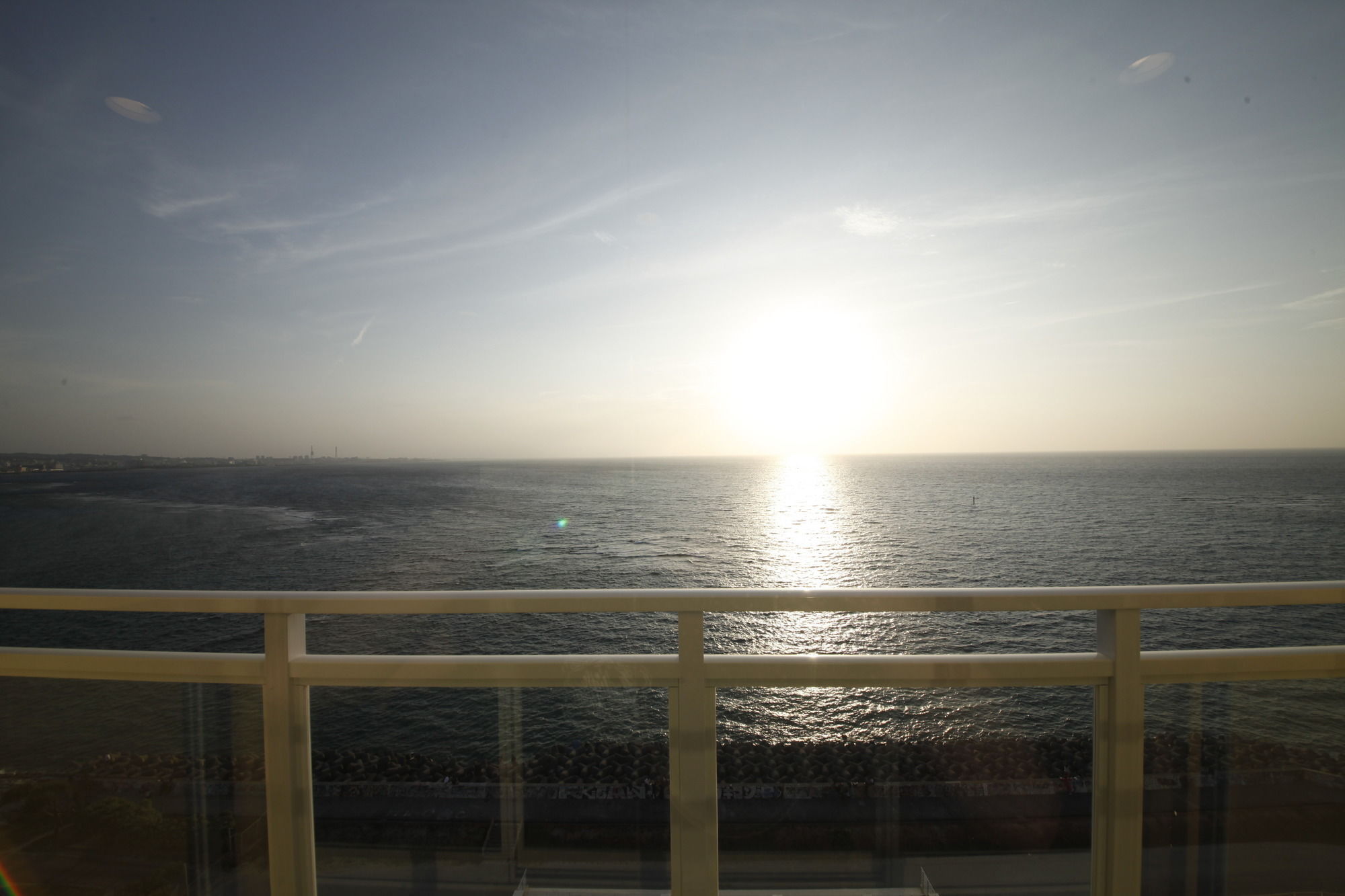 Фото Vessel Hotel Campana Okinawa