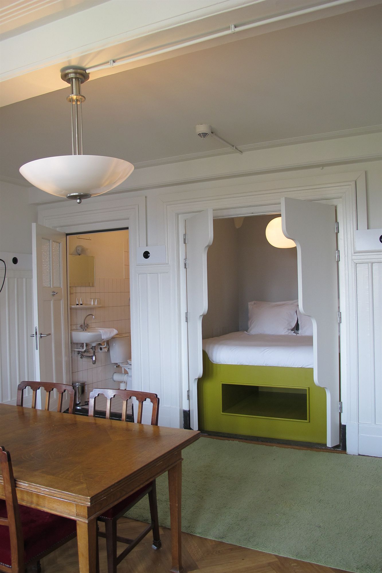 Фото Lloyd Hotel