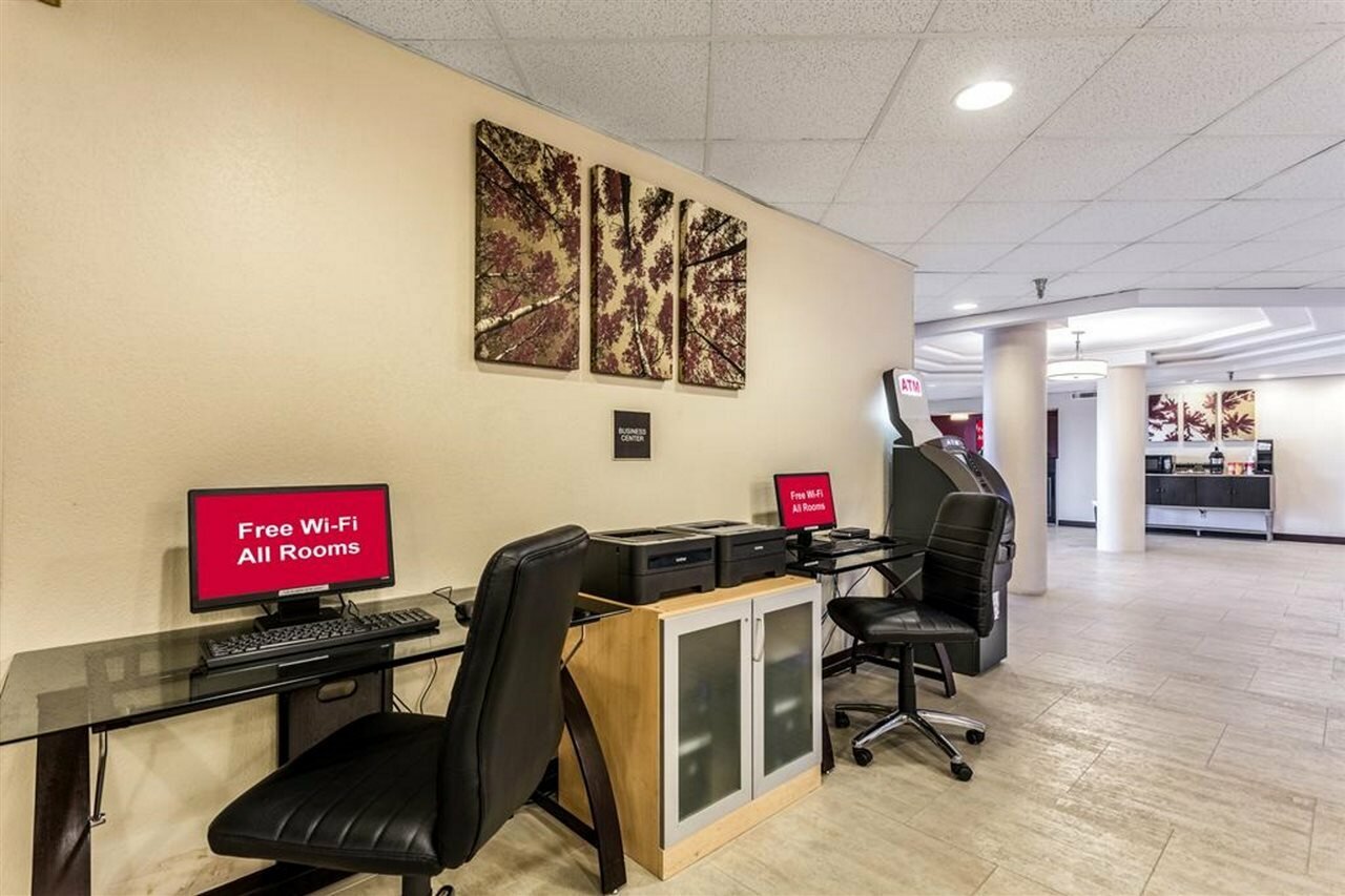 Фото Tropical Palms Hotel