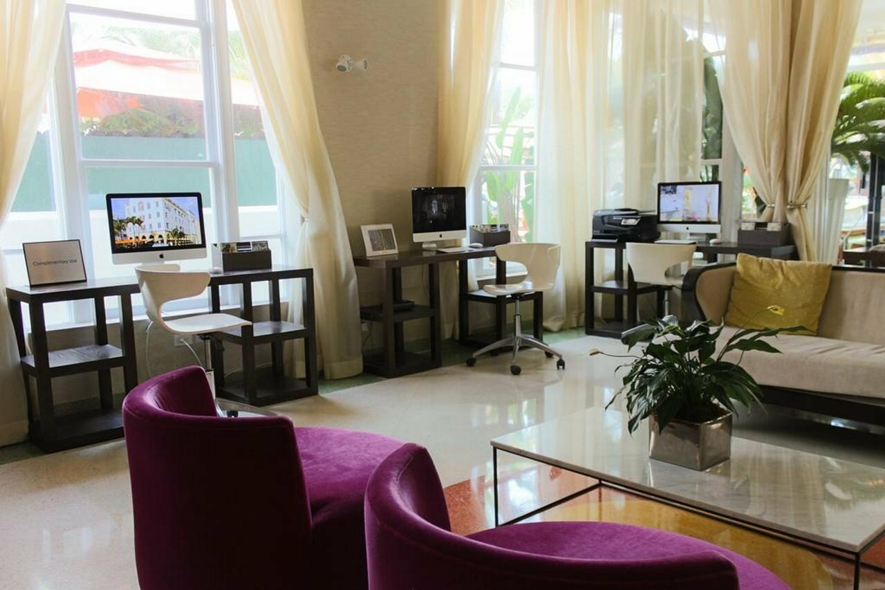 Фото Hotel Breakwater South Beach