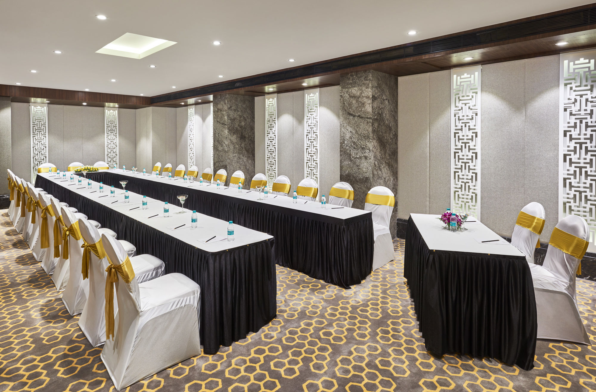 Фото Bawa International