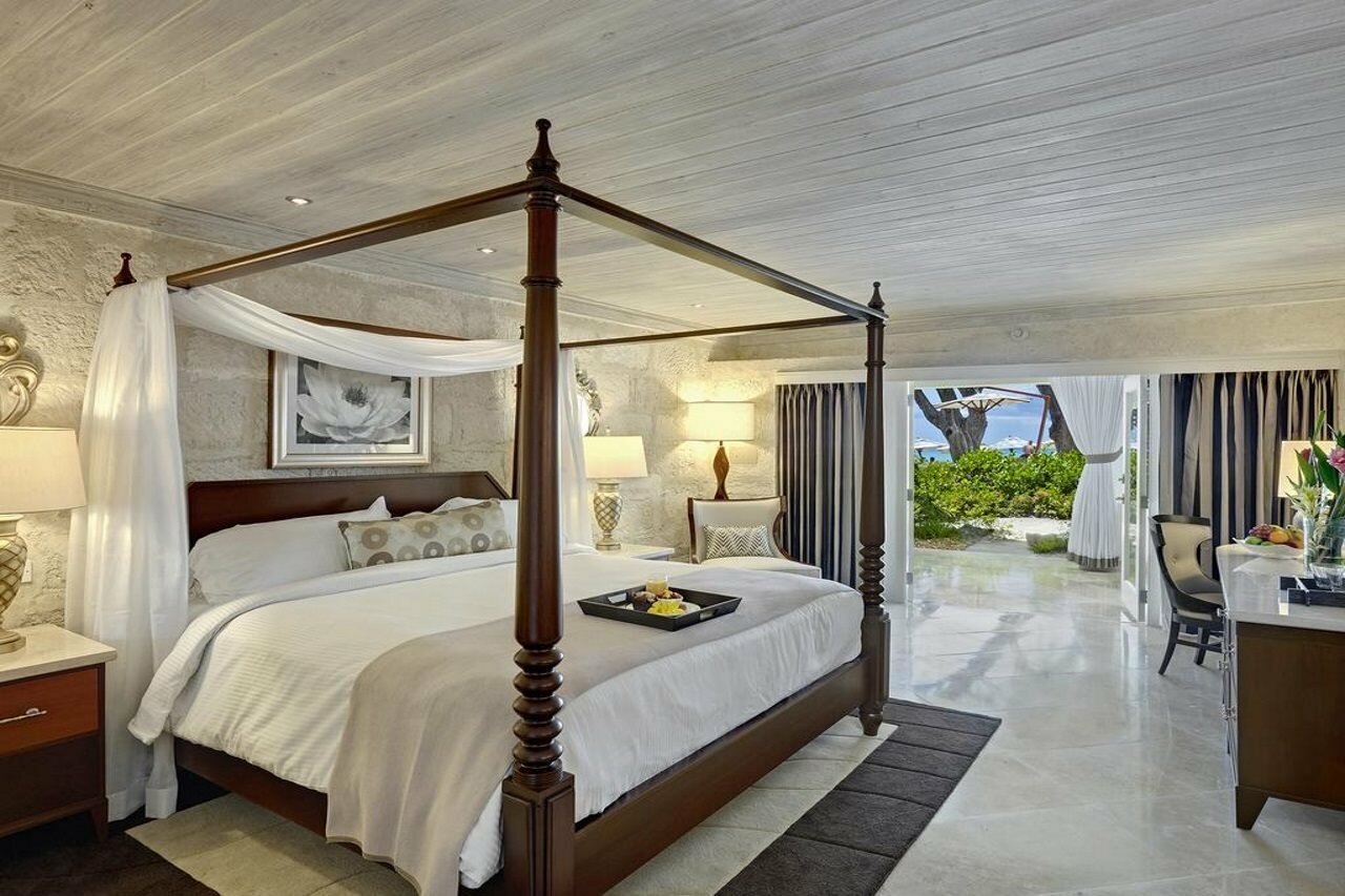 Фото Colony Club by Elegant Hotels