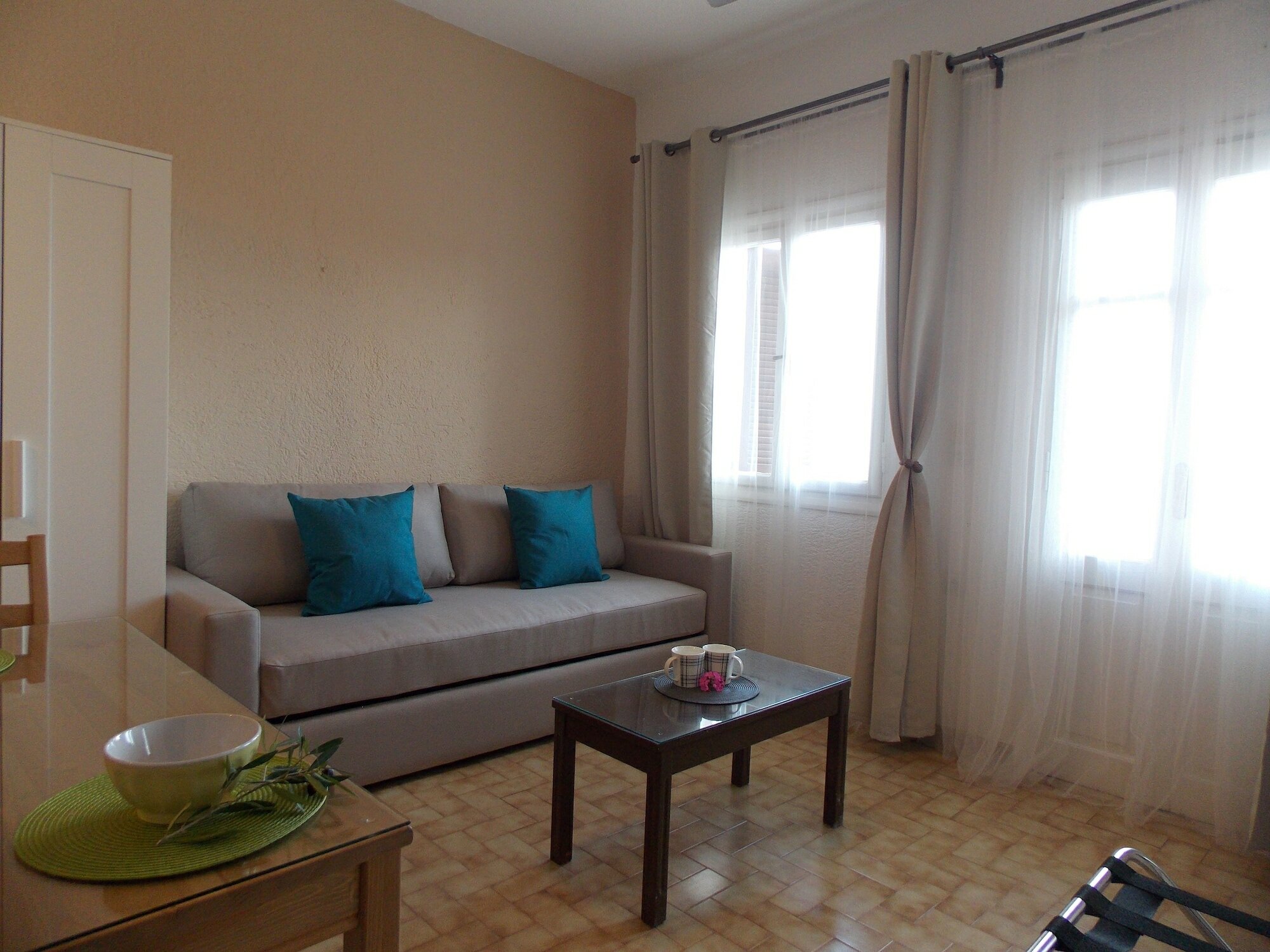 Фото Mirabella Apartments