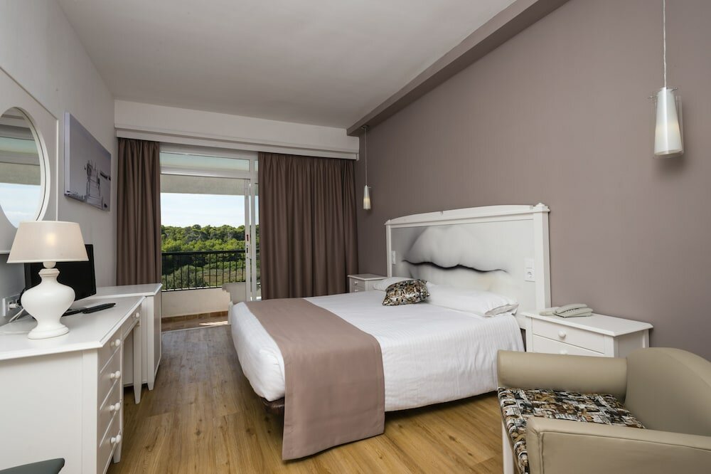 Фото Hotel Son Baulo