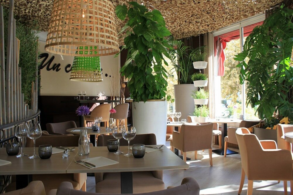 Фото Adonis Sanary Grand Hotel des Bains