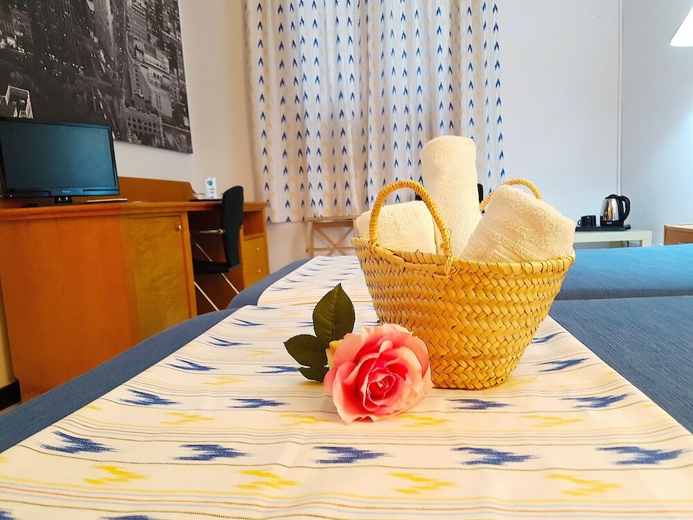 Фото Hostal Ca'n Tiu