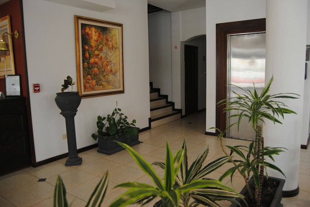 Фото Iberia Hotel