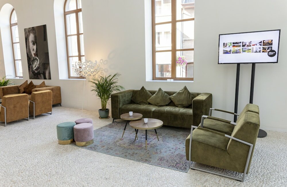 Фото Eburon Hotel - Different Hotels