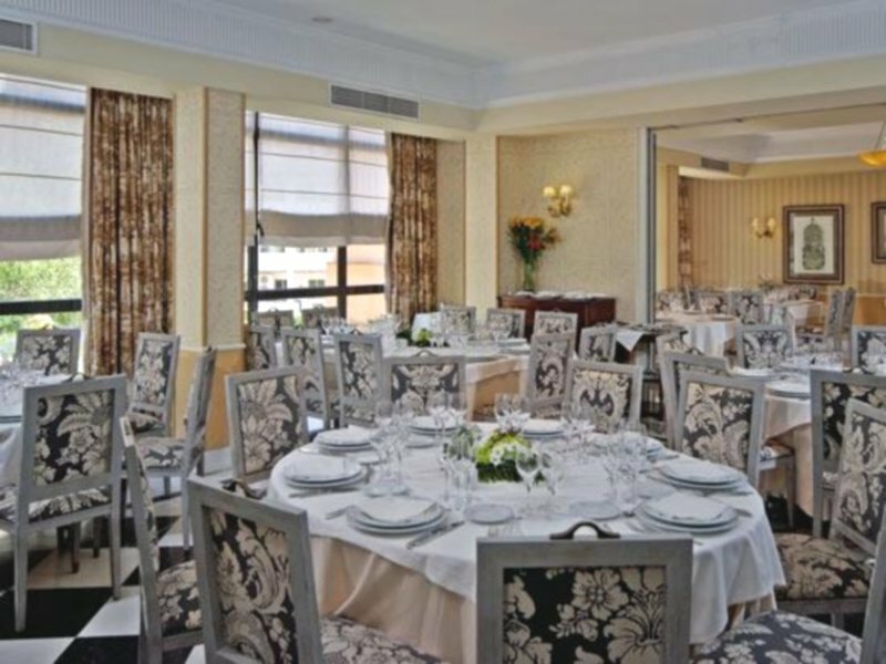 Фото Hotel Valladolid Recoletos