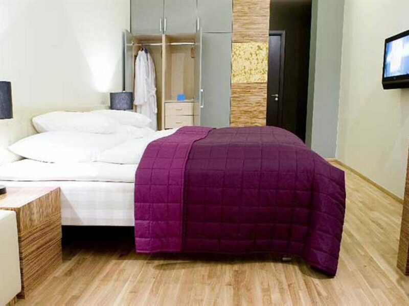 Фото The Icon Hotel & Lounge