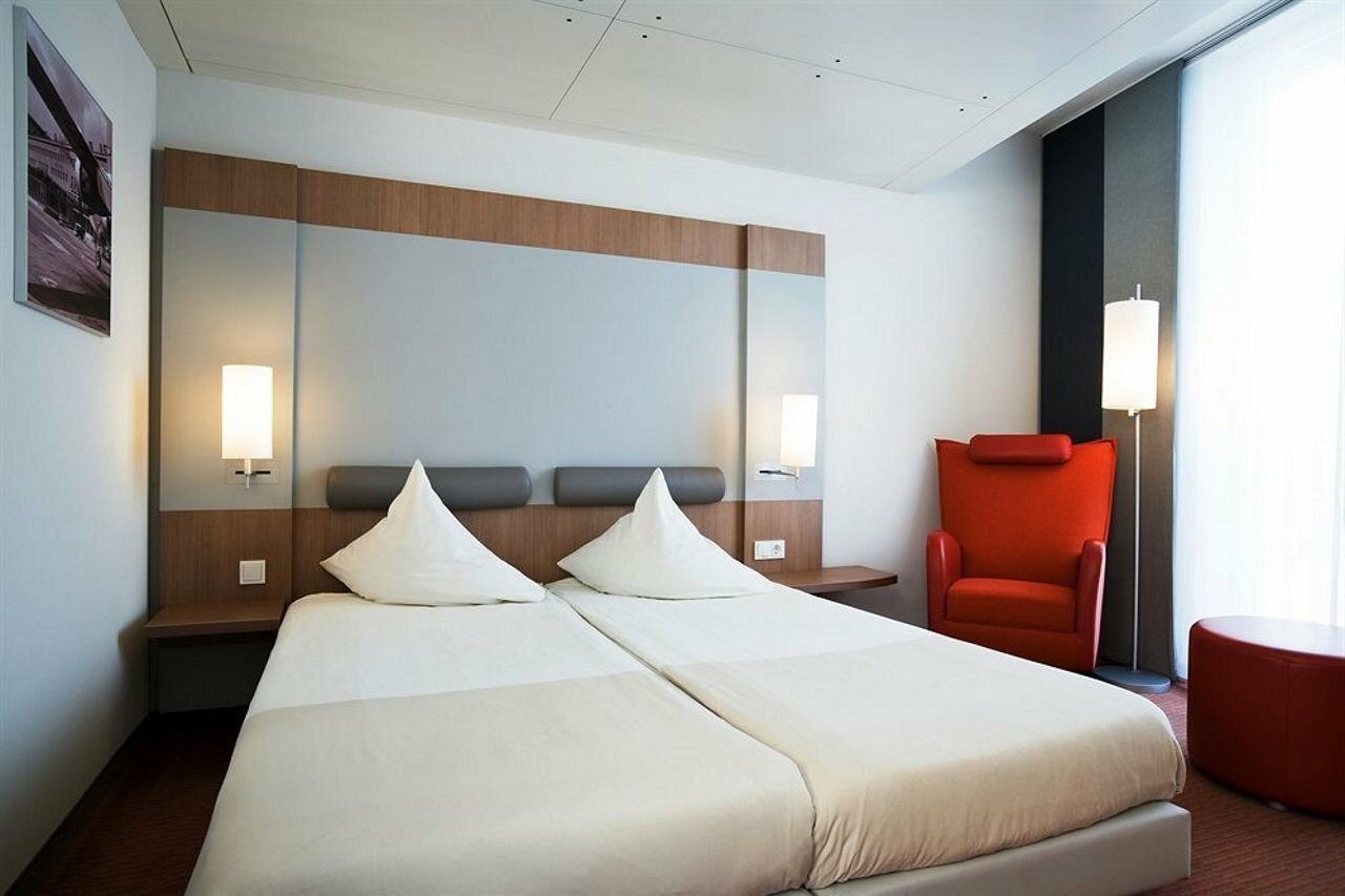 Фото Novotel Munich Messe