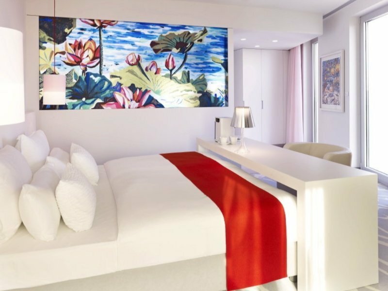 Фото Art'otel Cologne, part of Radisson Hotel Group