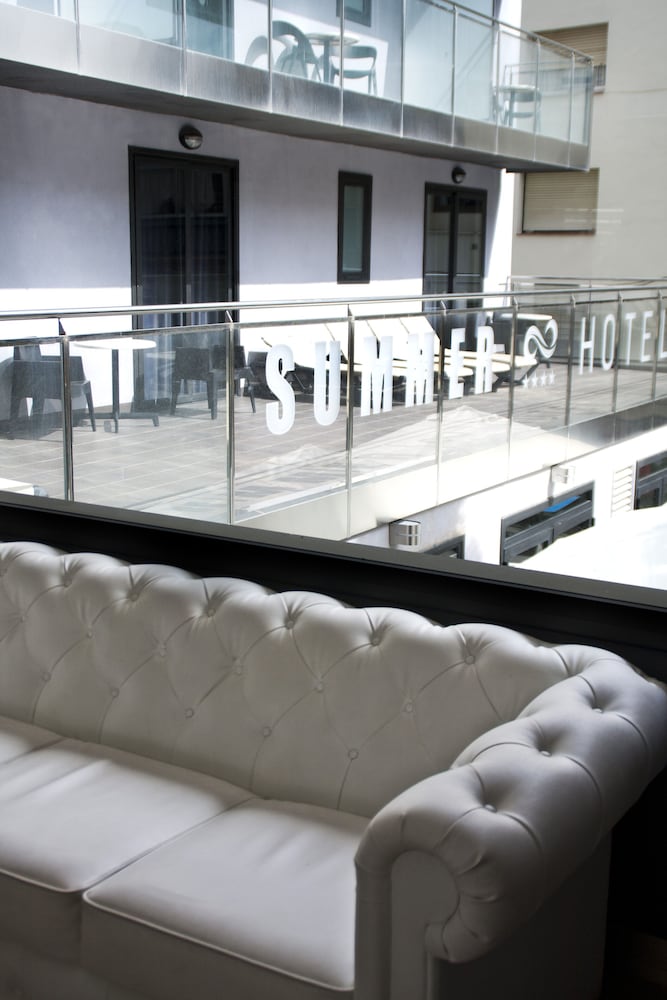 Фото Summer Hotel