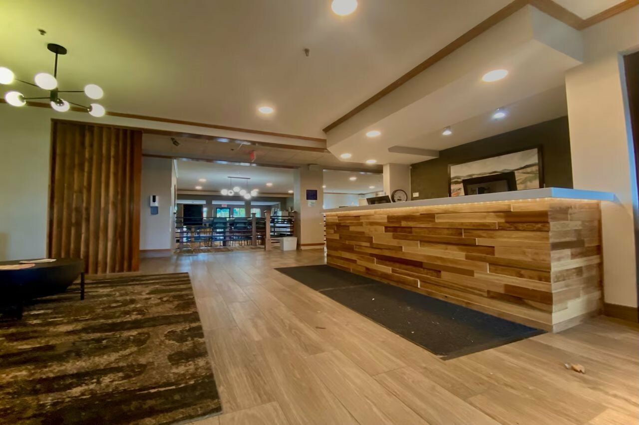 Фото SureStay Plus by Best Western Fremont I-69