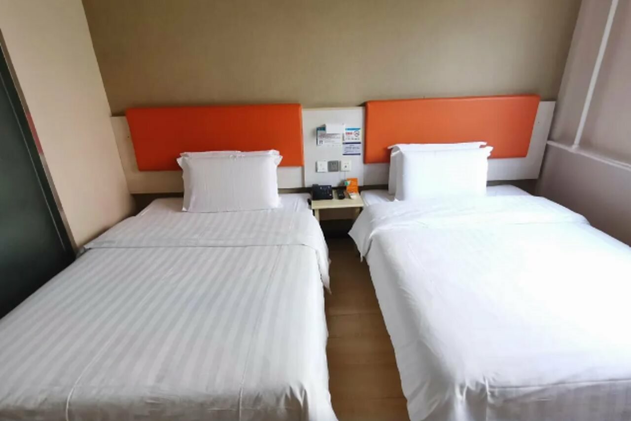 Фото 7 Days Premium Hotel Beijing Zhongguancun Renmin University Suzhoujie Subway Station