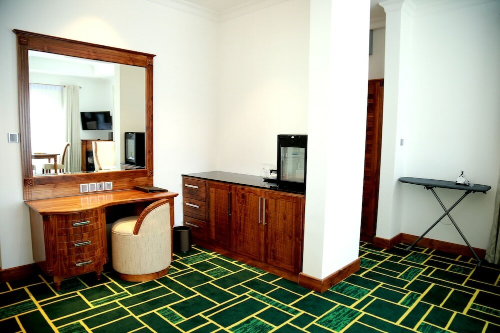 Фото Araliya Green City