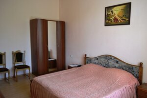 Nika (Taganrog, pereulok Trudovykh Rezervov, 10) ، فندق