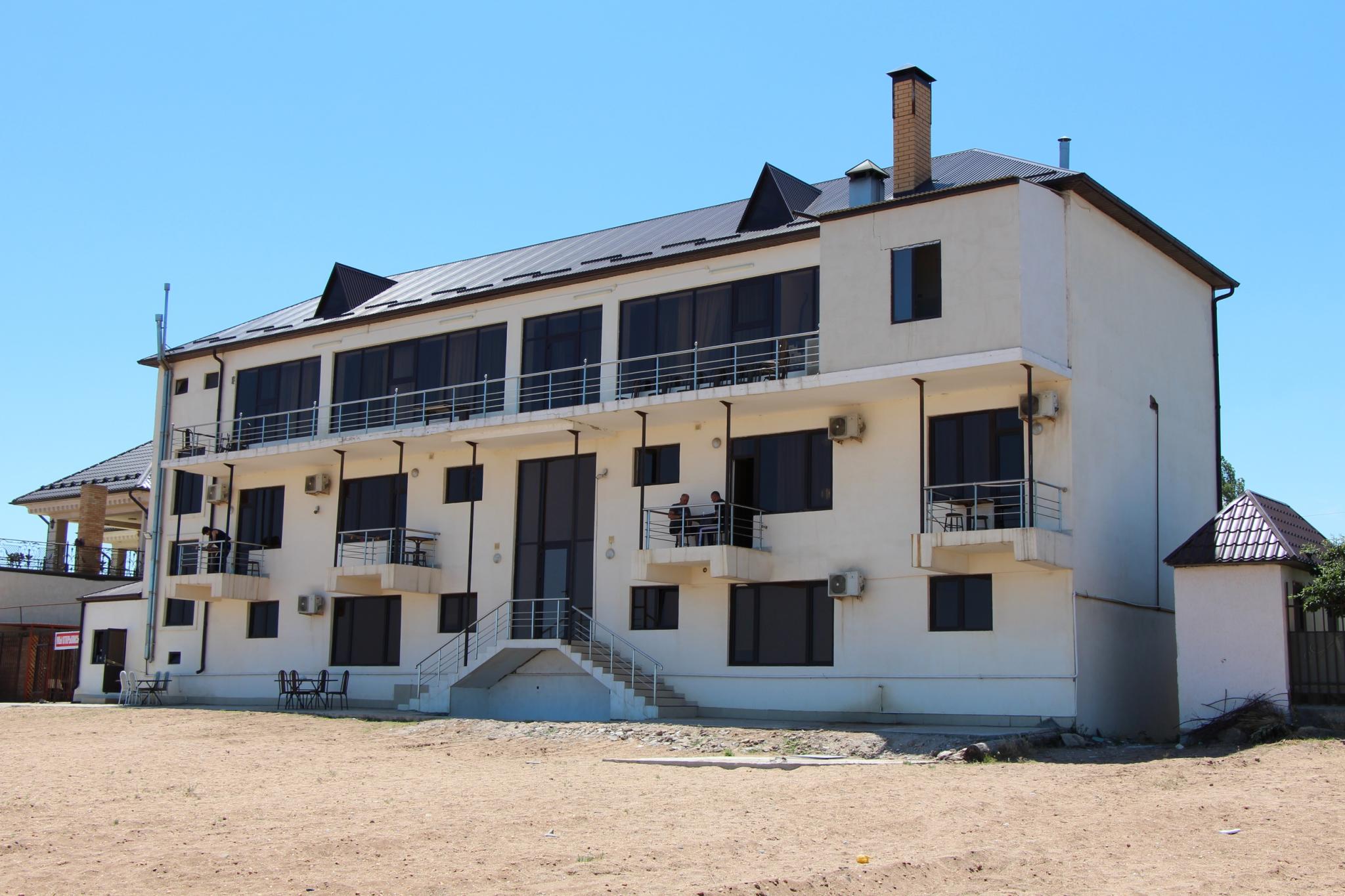 Фото отеля 2