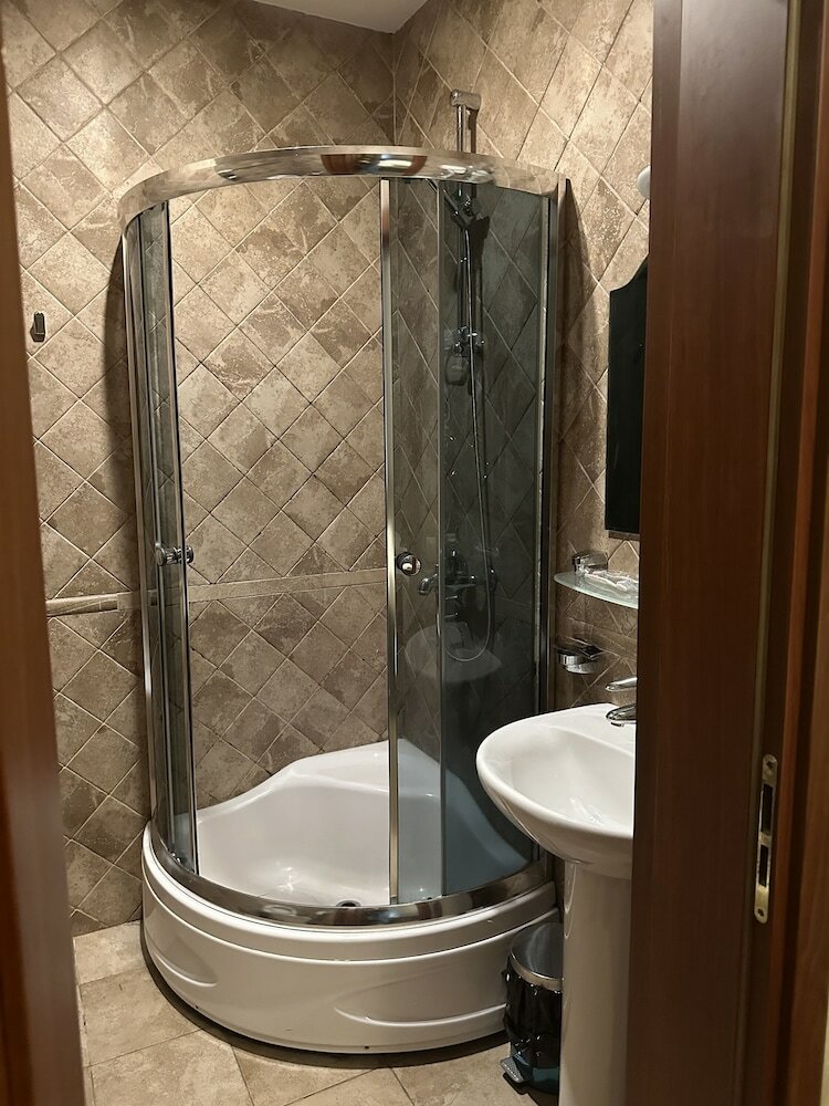 Фото Old Castello Hotel And Sheesha Cafe