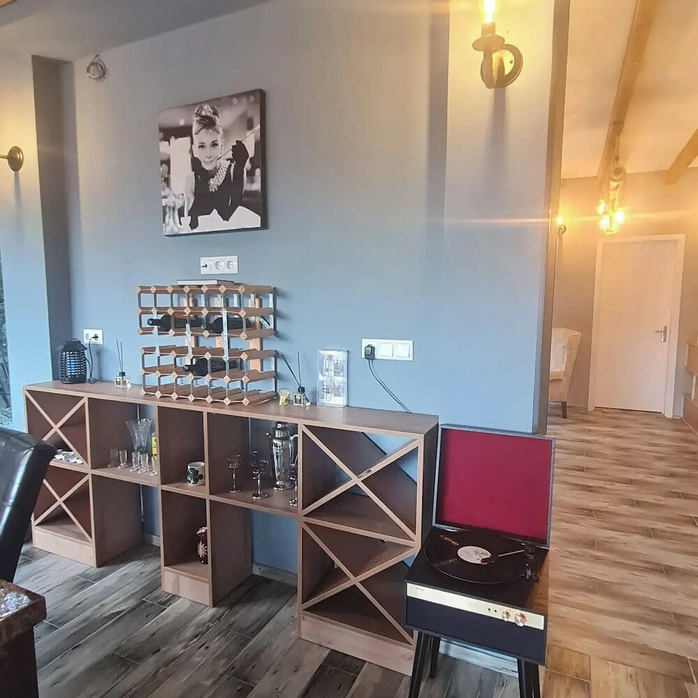 Фото Mestia Roots