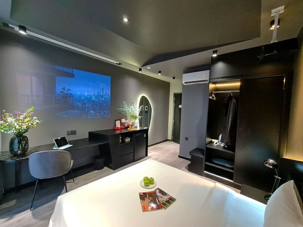 Фото Kin Wander Tan Binh, The Mountain