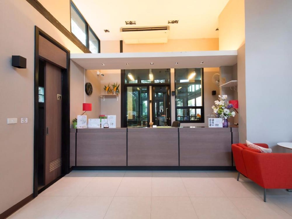 Фото Woodroof Residence Rangsit