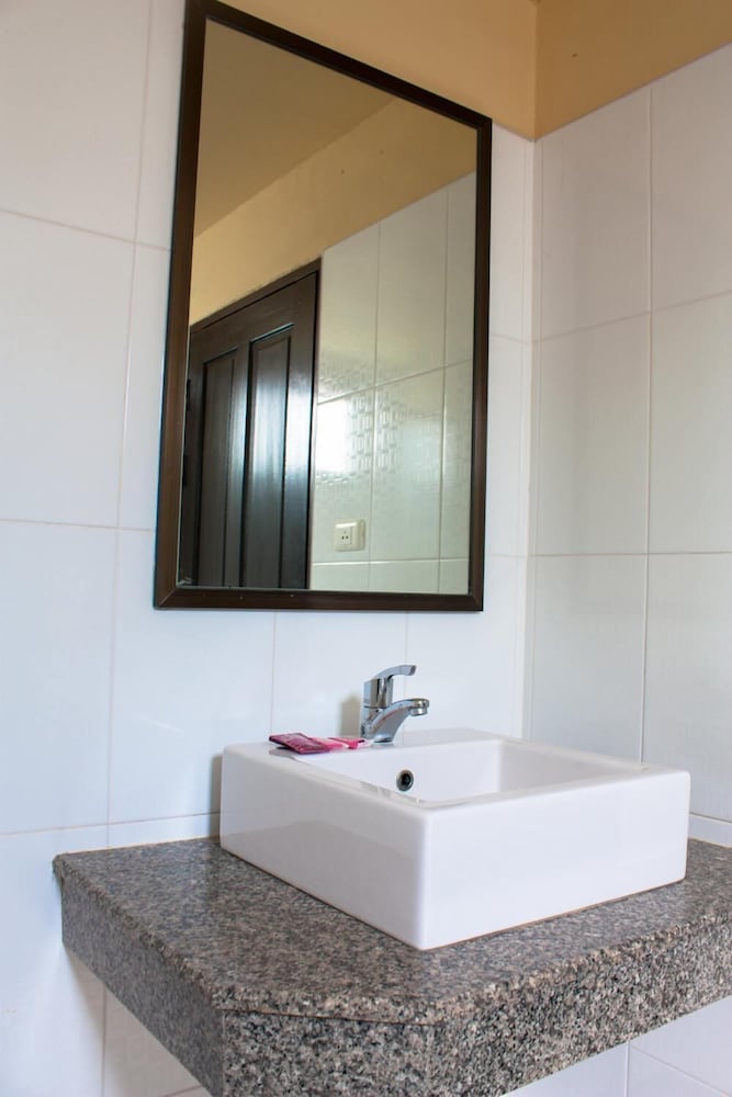 Фото Starbeach Guest House