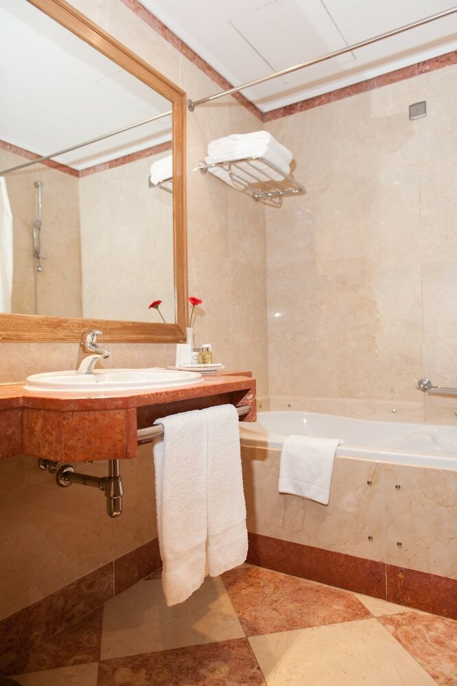 Фото Hotel Real Palacio