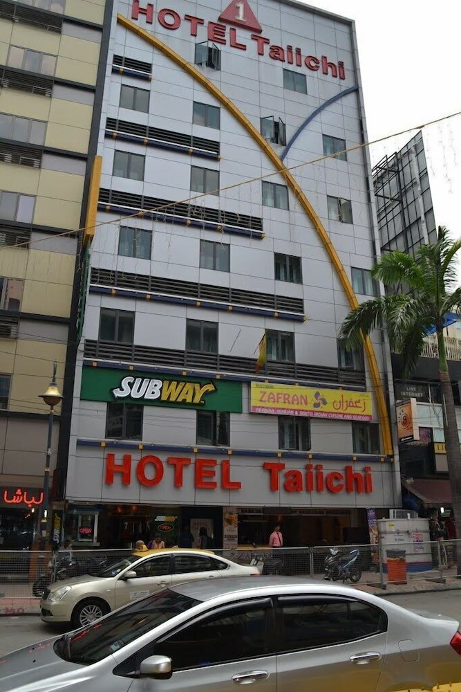 Фото Tai Ichi Hotel