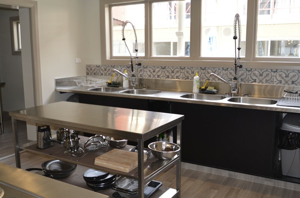 Фото Bridge Backpackers