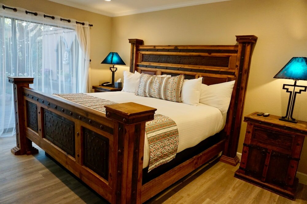 Фото Lantern Light Inn - Romantic Getaway