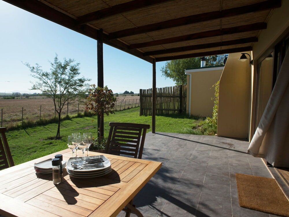 Фото Wild Clover Cottages