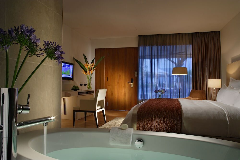 Фото Singapore Marriott Tang Plaza Hotel