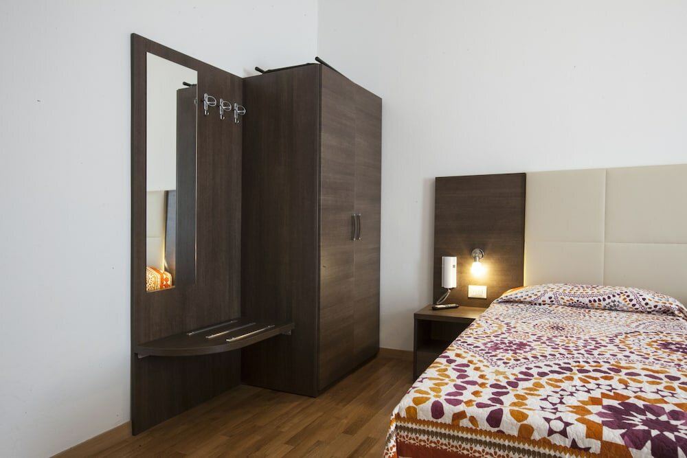 Фото Albergo Amalfi Milano