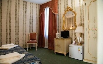 Фото Hotel Graspo de ua