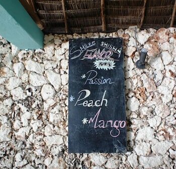 Фото Smiles Beach Hotel