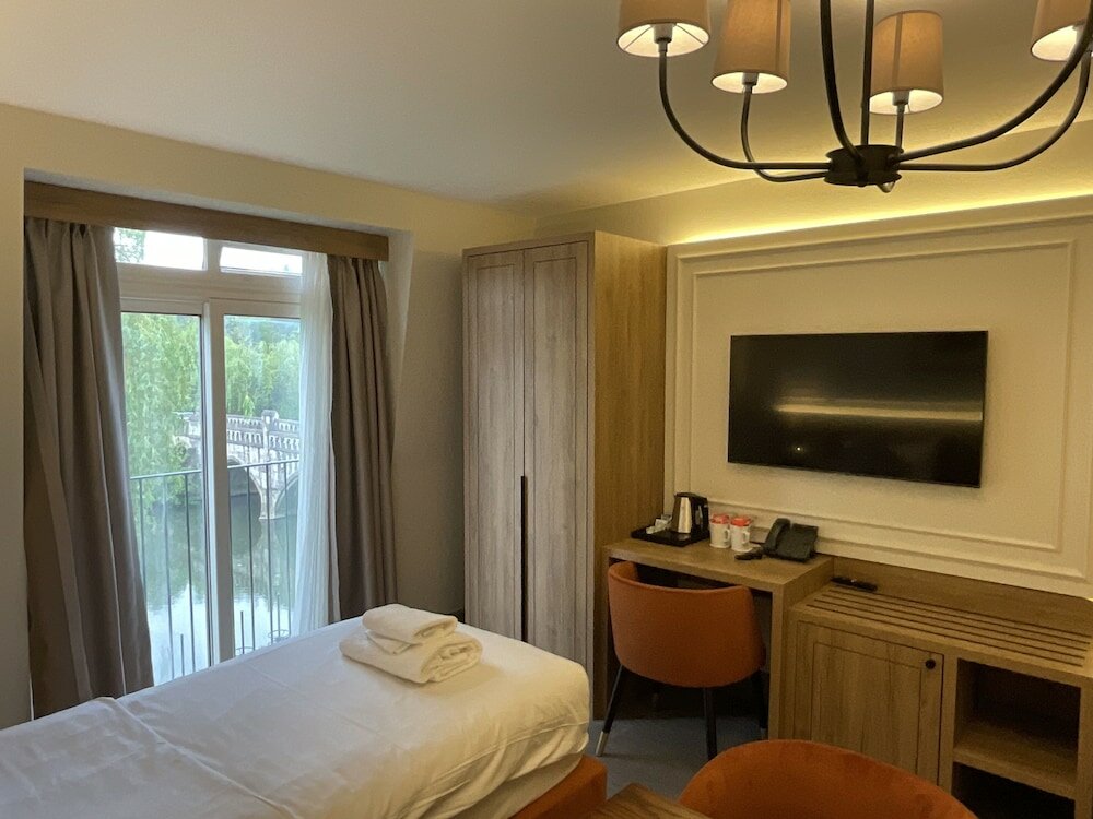 Фото Old Mill Hotel Bath