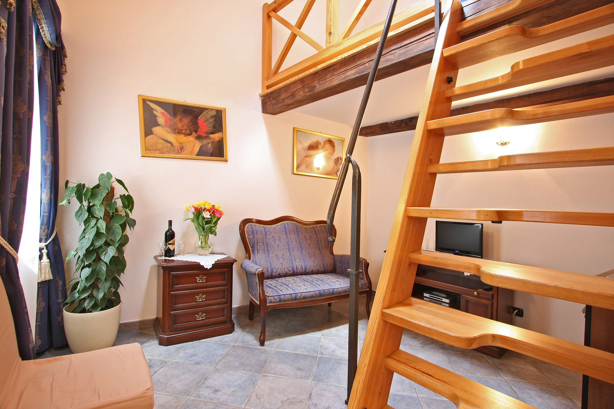 Фото Chateau 9 Apartments by Adrez Living