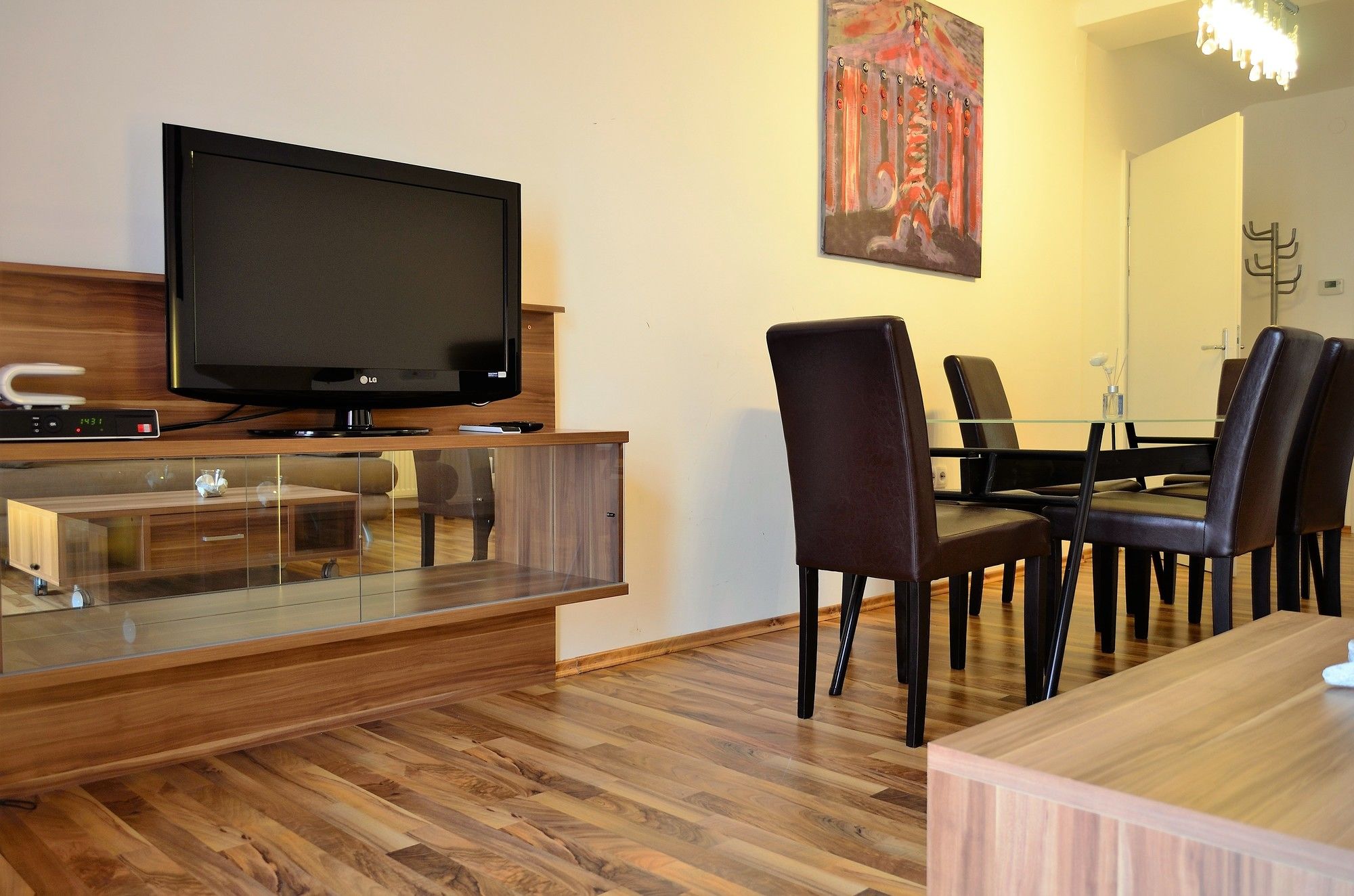 Фото GoVienna Messe Wien Apartment