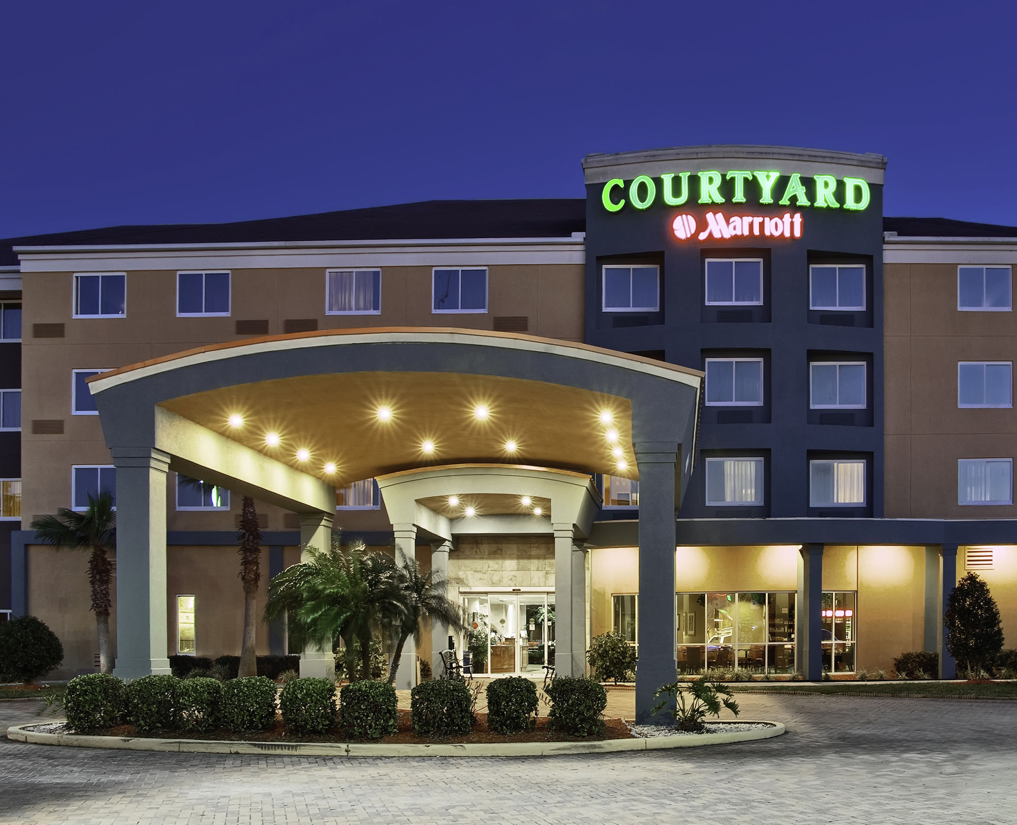 Фото Courtyard by Marriott Tampa Oldsmar