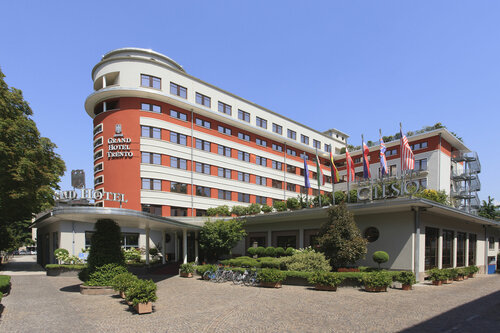 Внешний вид отеля Grand Hotel Trento в Тренто, фото 4